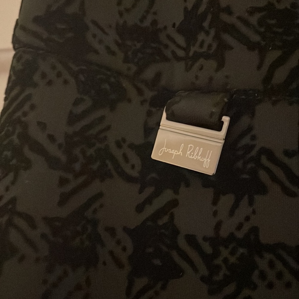 Joseph Ribkoff slacks - Picture 2 of 5